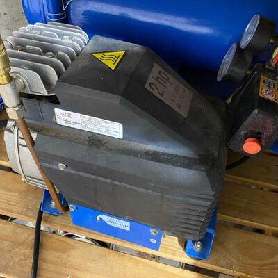 Quincy 2hp air compressor