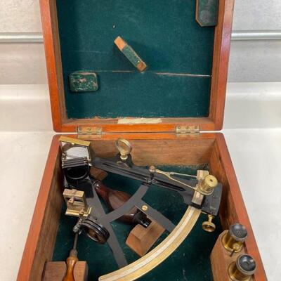 Sextant