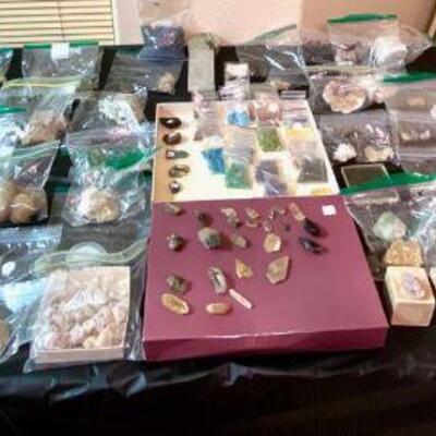 mineral specimens local identified