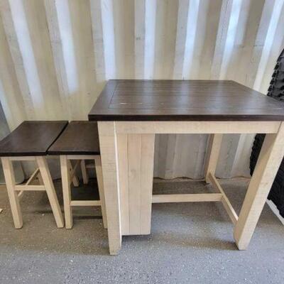 #5722 â€¢ Kirkland Table with 2 Stools
