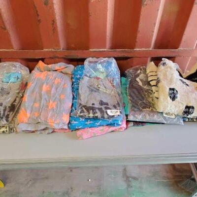 #6106 â€¢ Women's Shirts, Tank Tops, and More
