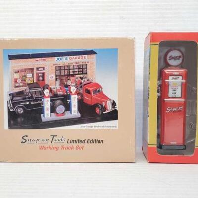 5134 â€¢ NEW! Snap-On Limited Edition Working Truck Set amd Die Cast