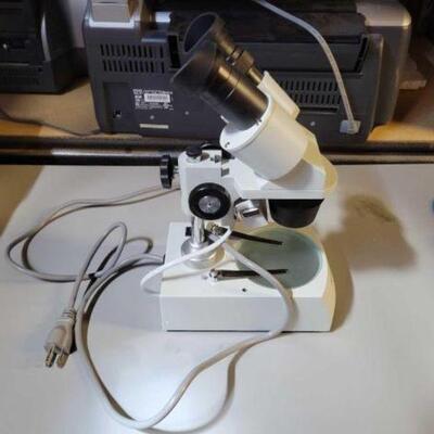 #6056 â€¢ AmScope Microscope With Wrench And Light Bulbs
