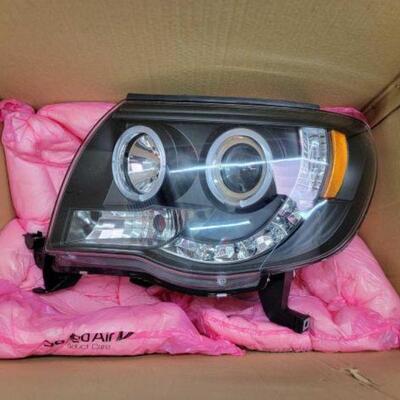 #2550 â€¢ Truck Headlight