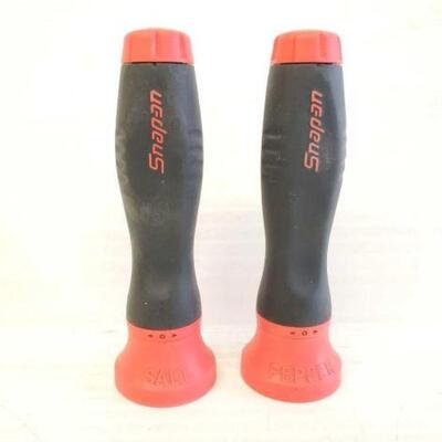 #5126 â€¢ Snap-On Tool Handle Salt and Pepper Shakers