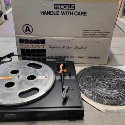 24 â€¢ Scott Semi-Automatic Belt Drive Turn Table