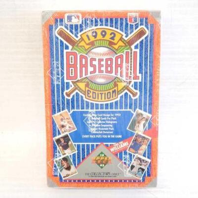 #5156 â€¢ NEW! 1992 Baseball Edition - The Collectors Choice