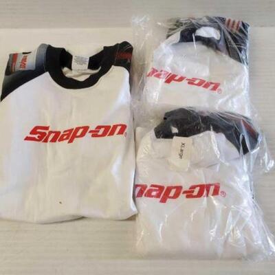 #5228 â€¢ 3 Snap-On Shirts