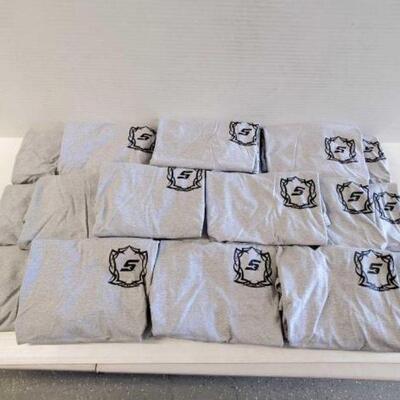 #5276 â€¢ 24 XL Snap-On Shirts