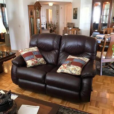 La Z Boy Dreamtime Leather Reclining sofa and loveseat 