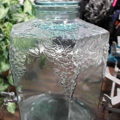 Go To Bid at www,whynotmarketplace.hibid.com