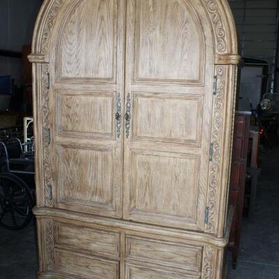 Go To Bid at www,whynotmarketplace.hibid.com