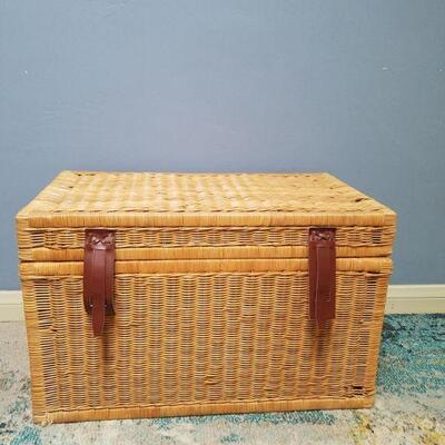 Small wicker chest
