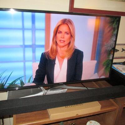 Samsung 40" 4K smart TV