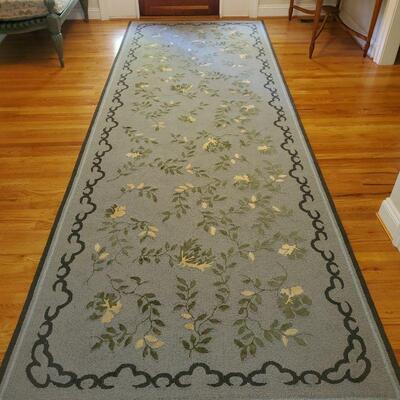 Floral blue tufted hall runner
