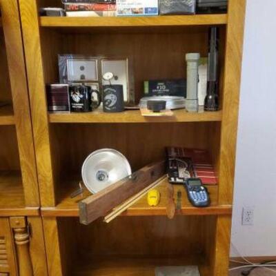 #1622 â€¢ Tools, Flashlights, Videotapes and More . Includes Label Maker, Ruler, Leveler, Zircon, Lamp, Wall Clock and More. 