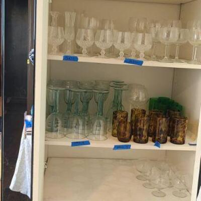 More assorted stemware.