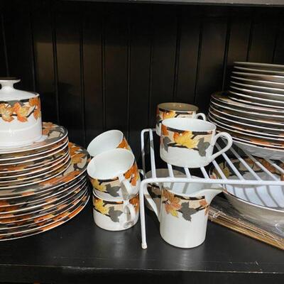 Fall Leaves Dinerware