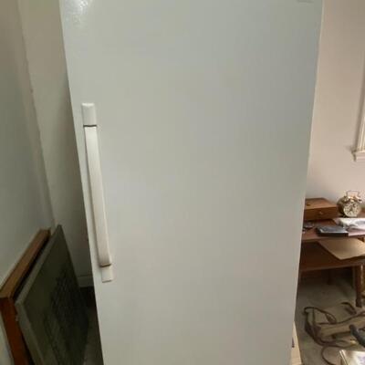 Frigidaire freezer 