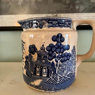 antique blue willow