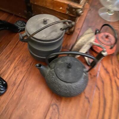 Cast iron items 