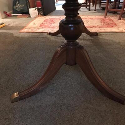 Van Dyk Furniture dining table 395
42 X 62 X 30"
2 leaves @ 8 1/2" each