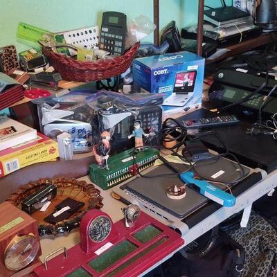 Electronics including two working printers and an HP Chromebook