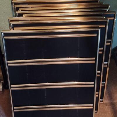 Card display frames