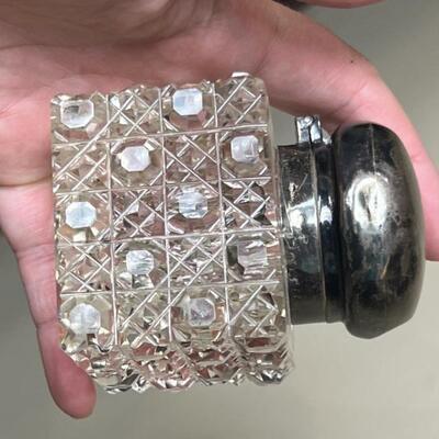 Alcohol/perfume bottle