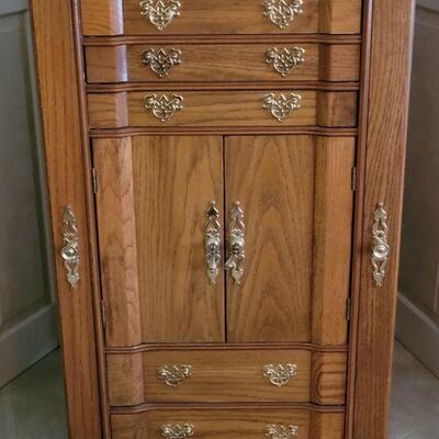 Large jewelry chest