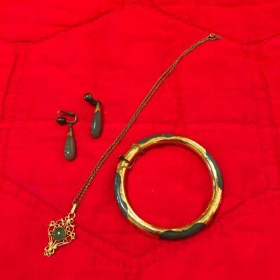 Jade Jewelry
