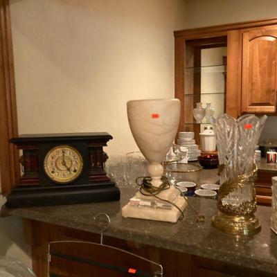  Antique clock, marble lamp, etc.