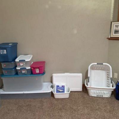 Storage containers