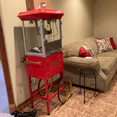 Popcorn machine