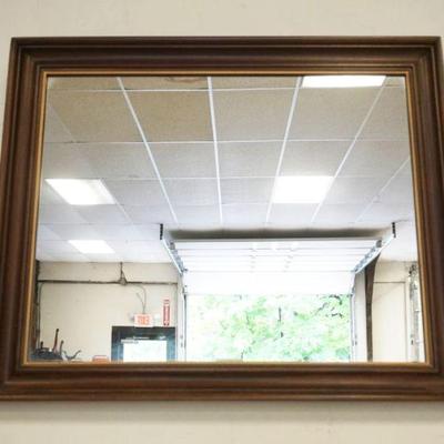 1011	HENKEL HARRIS VIRGINIA GALLERIES MIRROR, APPROXIMATELY 45 IN X 29 IN
