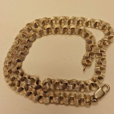 https://www.ebay.com/itm/115540807688	RAB3044 VINTAGE 18 INCH STERLING SILVER RING NECKLACE 

