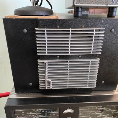 https://www.ebay.com/itm/125532672531	NW5705 Hallicrafters Vintage Mono Speaker Local Pickup
