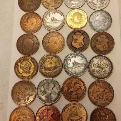 https://www.ebay.com/itm/115536324713	LAN3892 VINTAGE LOT OF 24 BRONZE MARDI-GRAS DOUBLOONS
