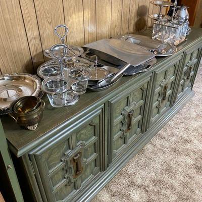 Vintage buffet matches dining table with 6 chairs and china hutch