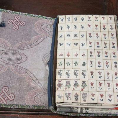 Bamboo & bone mahjong set