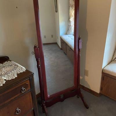 floor mirror 