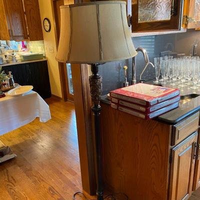 floor lamp 