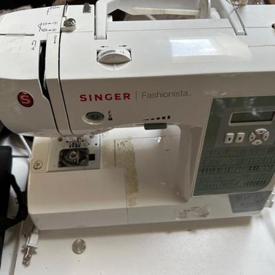 Singer Sewing Machine