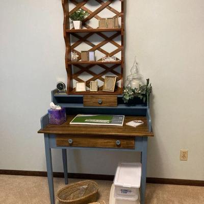 Desk and shelf unit...