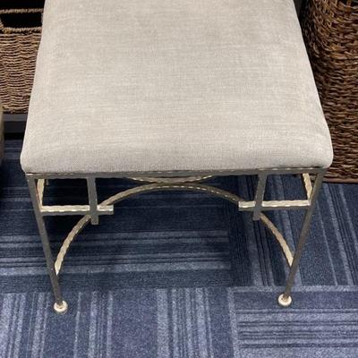Vanity Stool, beautiful $125.00
18x18 and 17 H