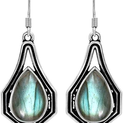 Please visit https://garnetgazelle.com/ to find more information on our items and to place your bids. These photos are only half of what...