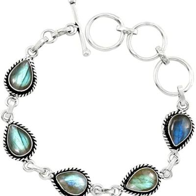 Please visit https://garnetgazelle.com/ to find more information on our items and to place your bids. These photos are only half of what...