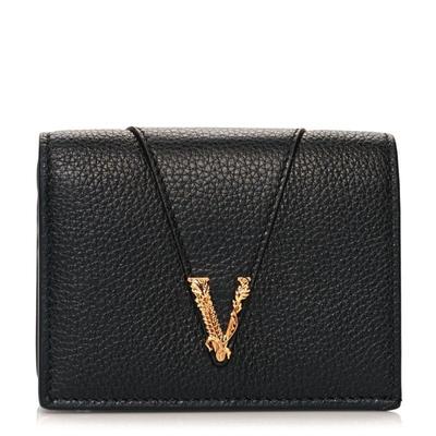 Please visit https://garnetgazelle.com/ to find more information on our items and to place your bids. These photos are only half of what...