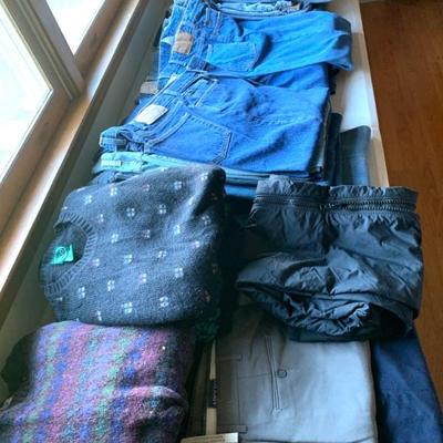 Lg. lot menâ€™s jeans 36-38