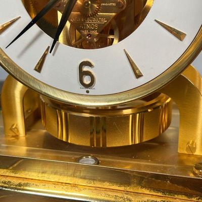 LE COULTRE ATMOS CLOCK  |  Fifteen jewels unadjusted, no. 504249 - l. 7.5 x w. 5.5 x h. 9.25 in.